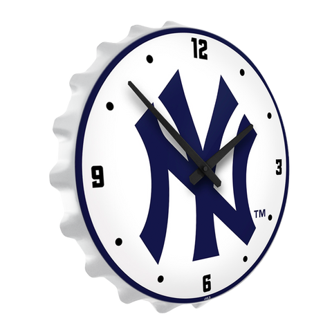 New York Yankees: Logo - Bottle Cap Lighted Wall Clock Default Title