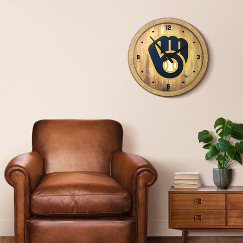 Milwaukee Brewers: Logo - 