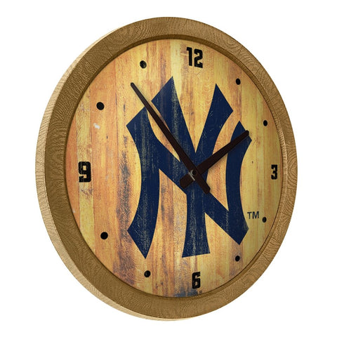 New York Yankees: Logo - Weathered 