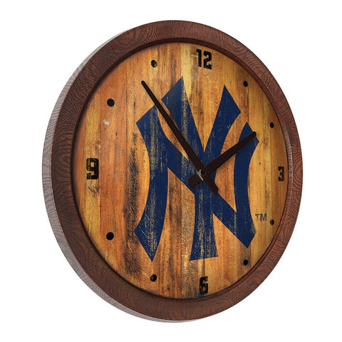 New York Yankees: Logo - Weathered 